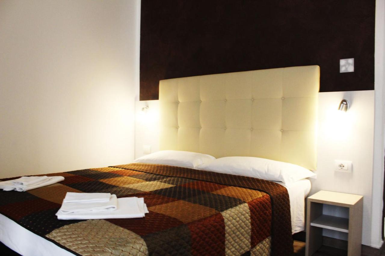 Hotel Luna Rimini Eksteriør billede